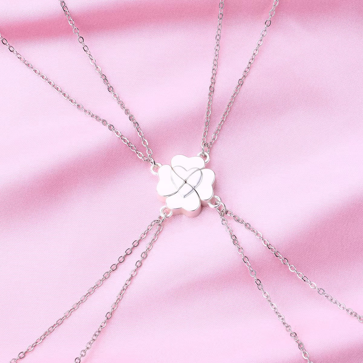 Four-Leaf Clover Heart Magnetic Necklace